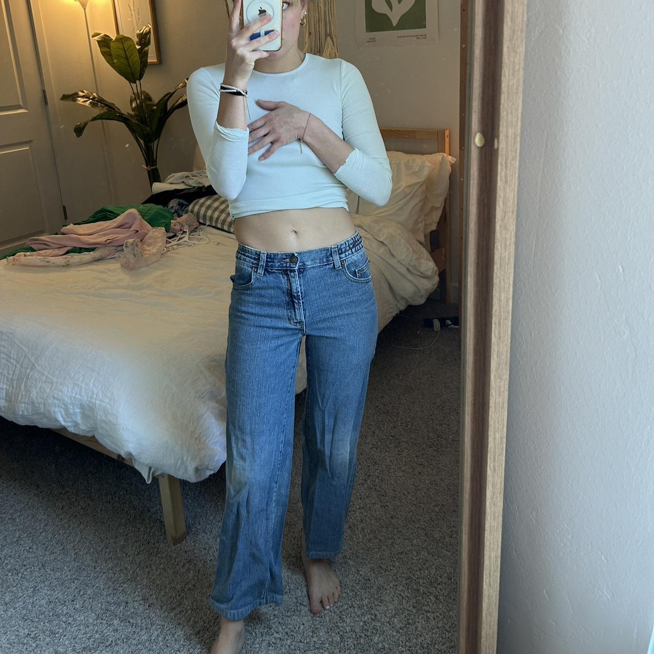 Gap relaxed jeans these are so cute I just don’t... - Depop