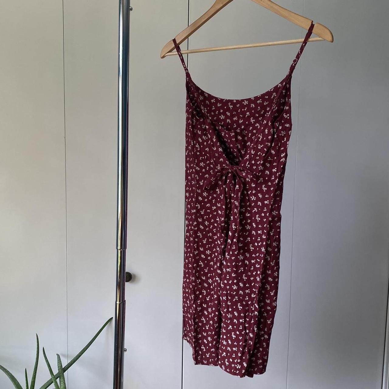 Brandy Melville Red Floral Printed selling Sleeveless Tie Back Colleen Dress