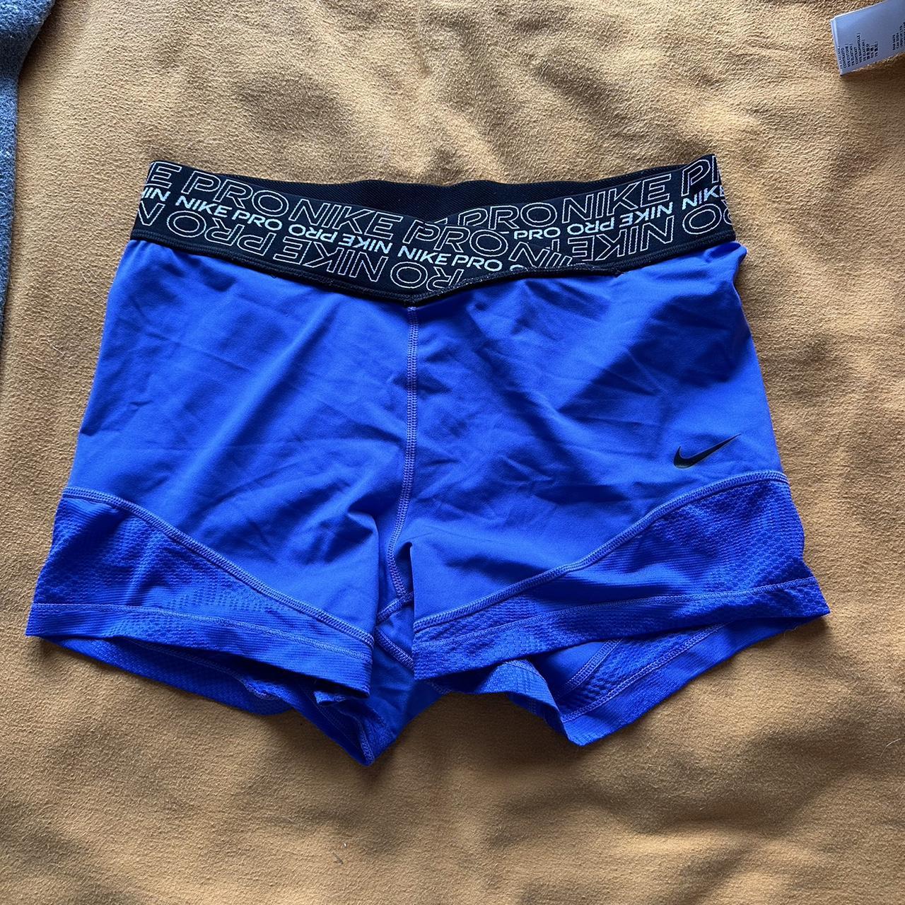 Crossover Nike pros can fit a small or medium. Color. Depop