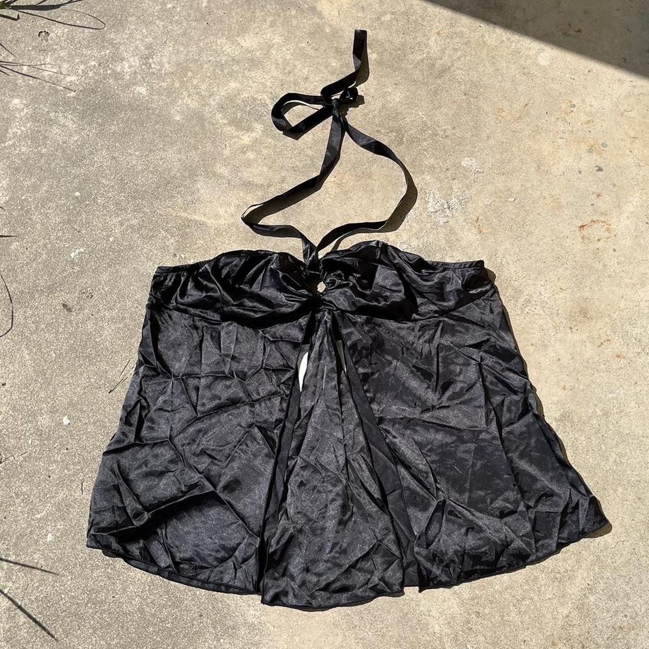 item listed by closer_clothing