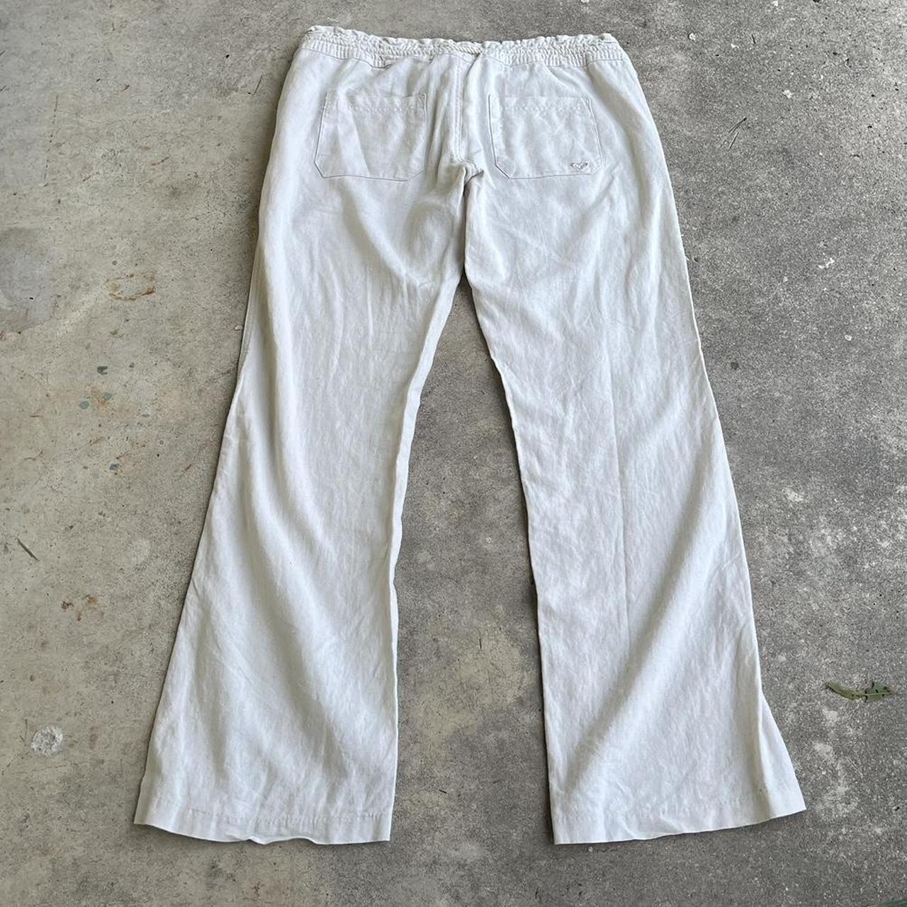 00s linen blend low rise flare pants by roxy 55%... - Depop