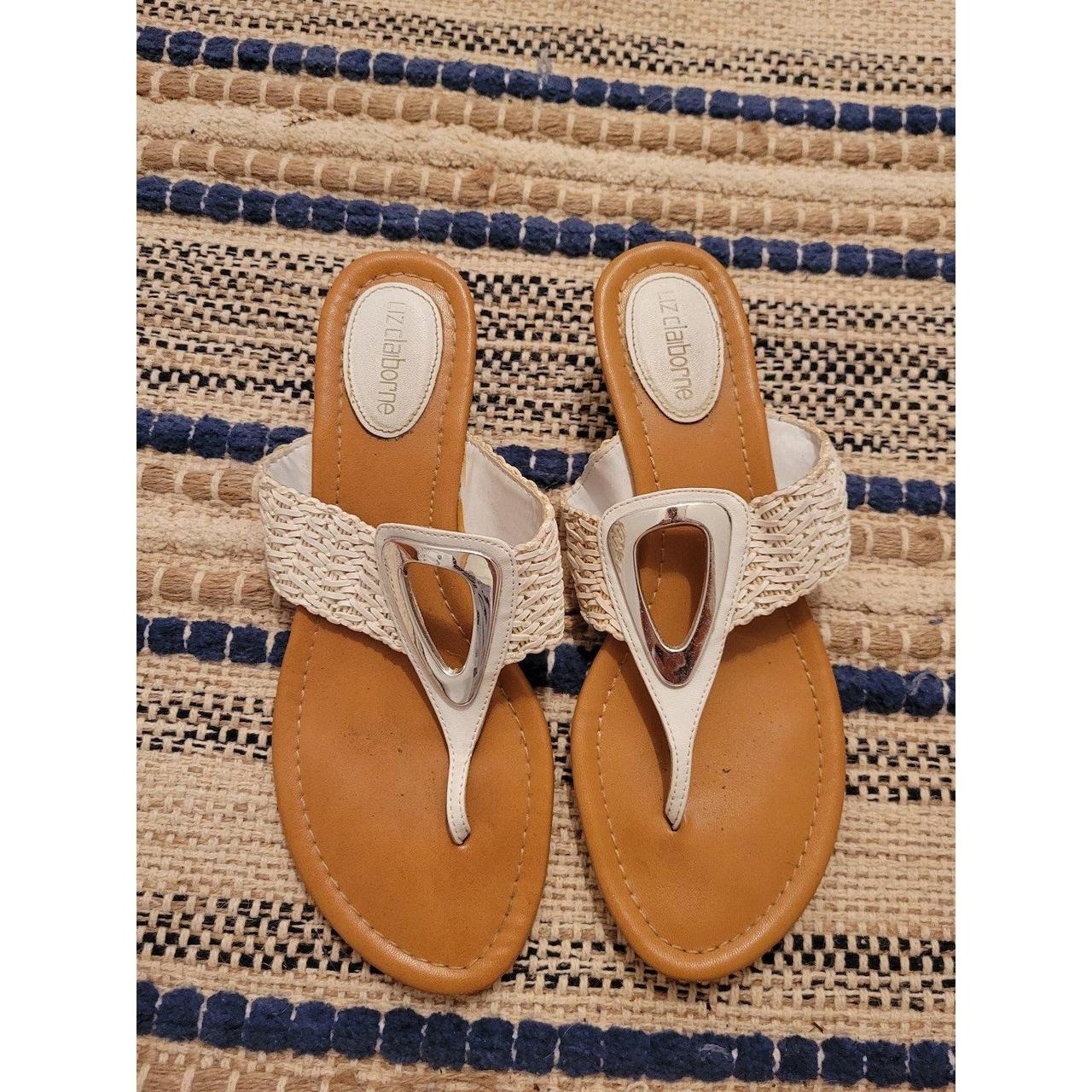 Liz claiborne flip flops on sale