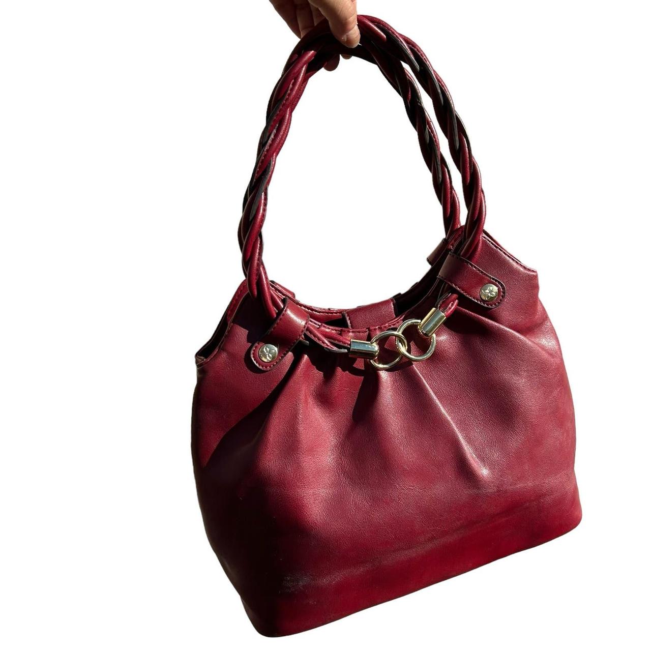 Burgundy Leather Tote Bag Outfits (145 ideas & outfits) | Lookastic