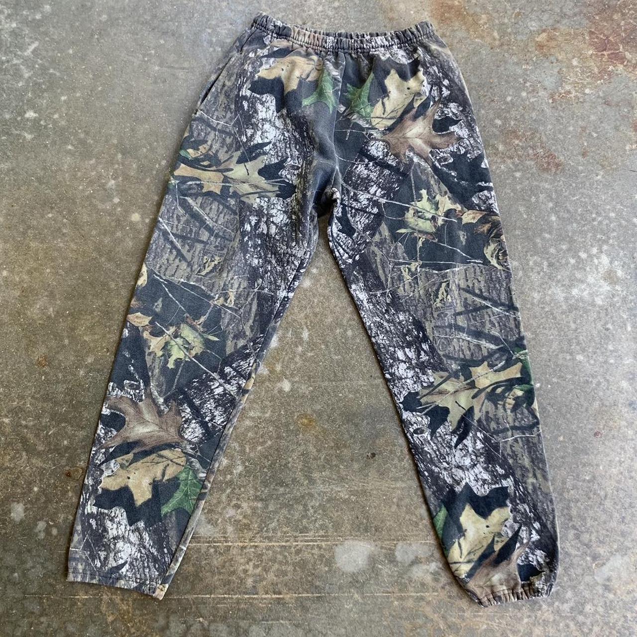 Y2K Camouflage Camo Outdoors Sweatpants Vintage... - Depop