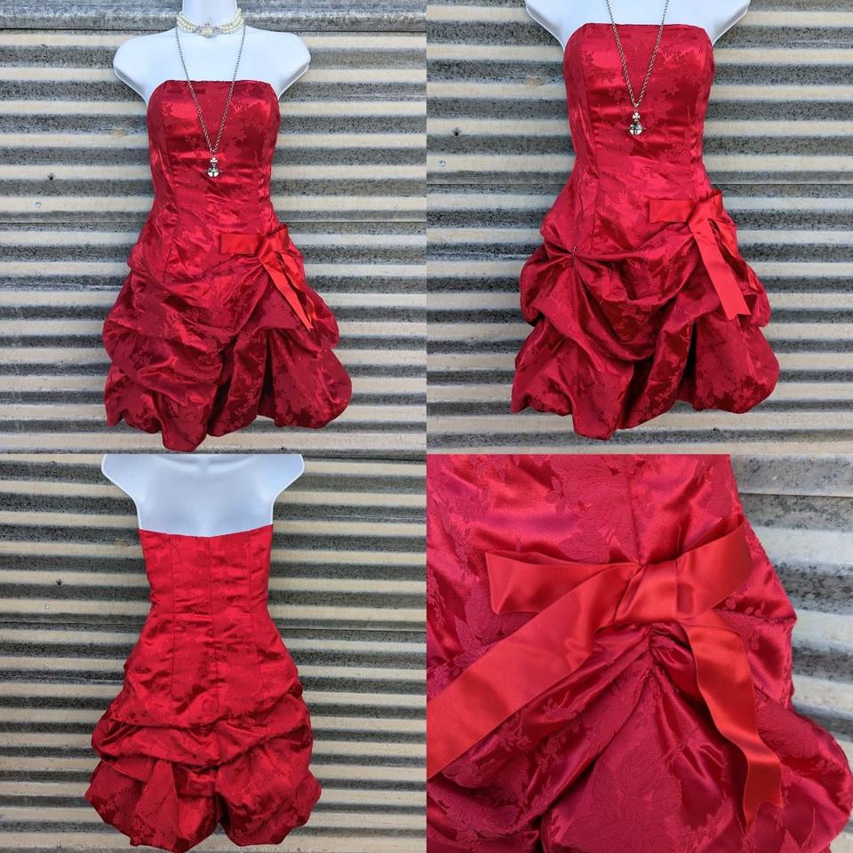 Get the Look: Nana Osaki's Frilly Red Dress