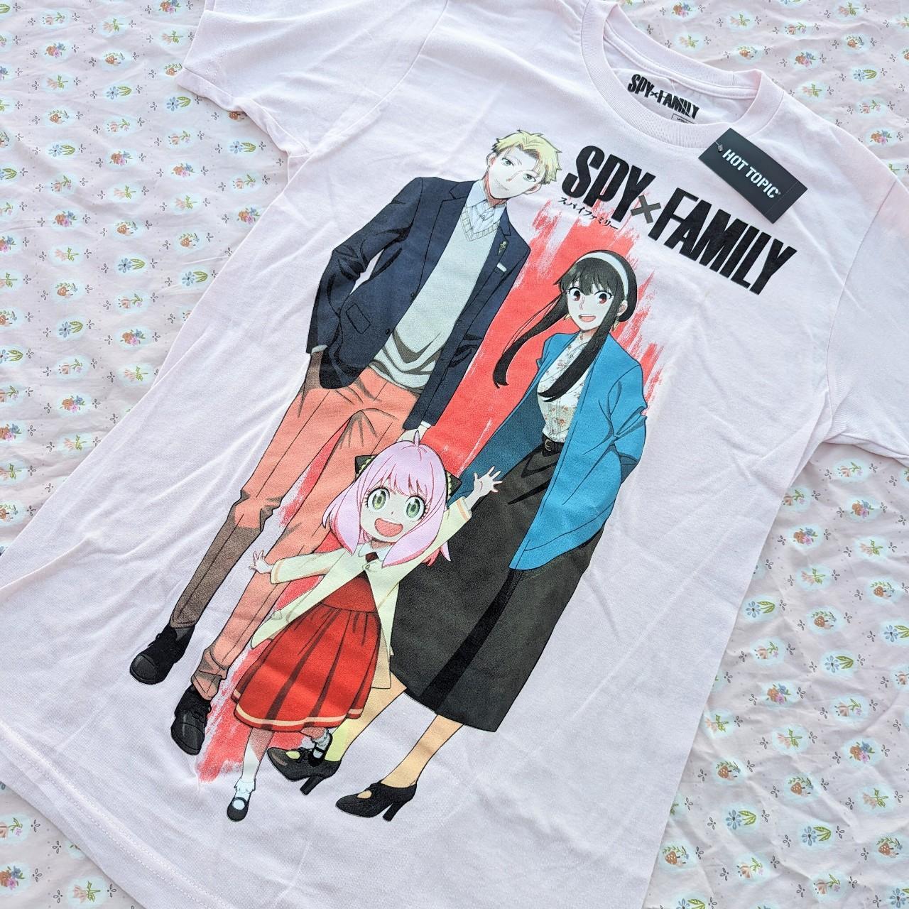 Spy x Family: Trio Shots T-Shirt (Size: M)