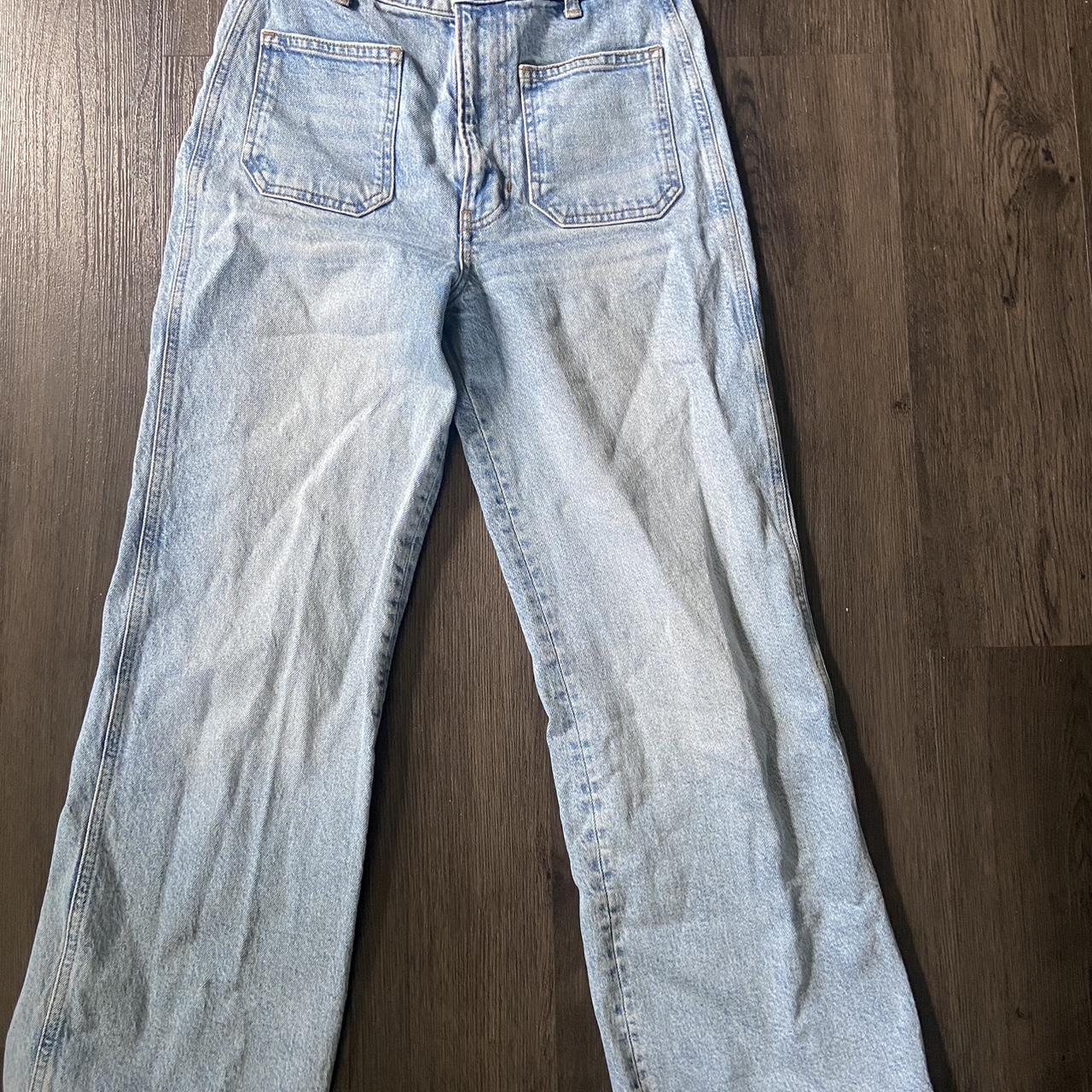 Reformation Alyssa jeans retails for... - Depop