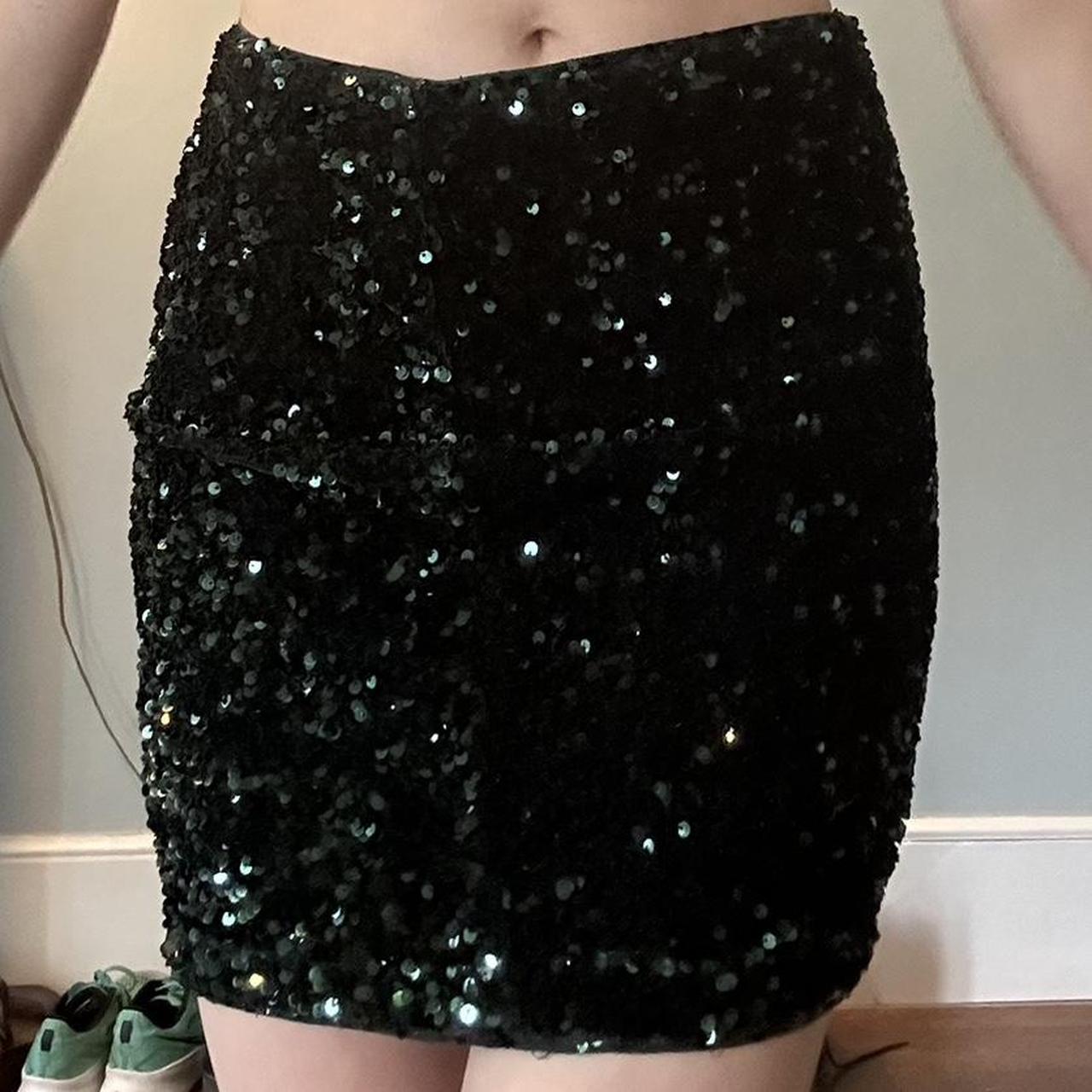 Green sequin skirt forever 21 best sale