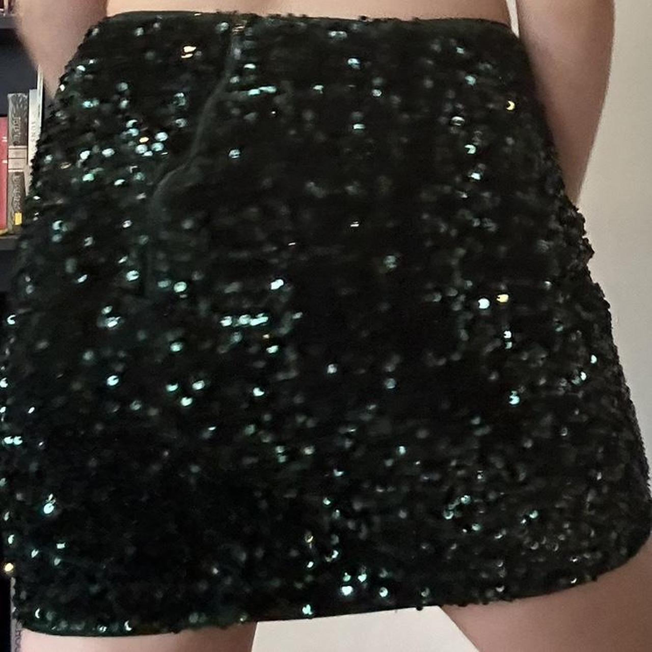 dark green sequin mini skirt with a zipper on the. Depop