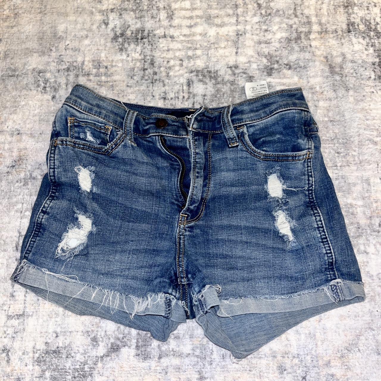 Hollister Co. Women's Blue and White Shorts | Depop