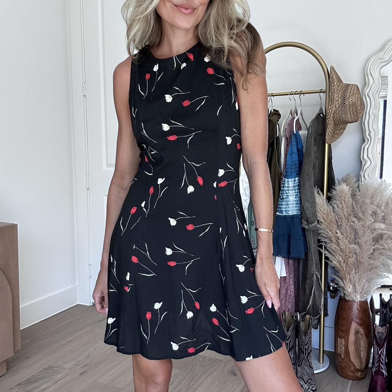 item listed by tributetomycloset
