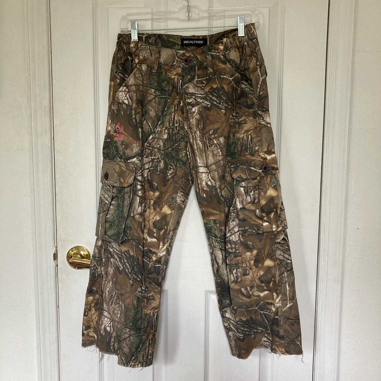 small realtree camo cargo pants! very soft and... - Depop