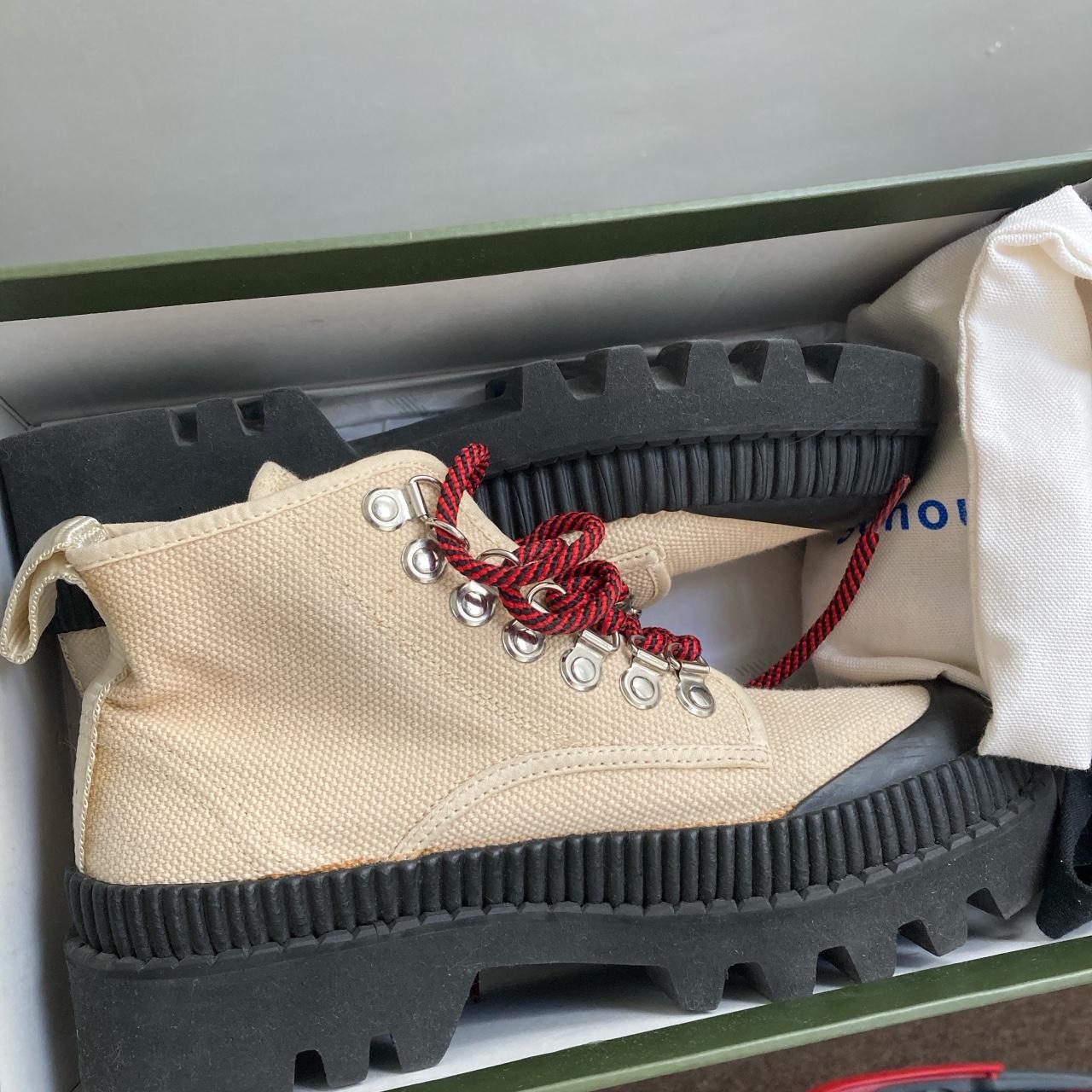 Proenza Schouler City Lug Sole Boots in Natural. Out | Depop