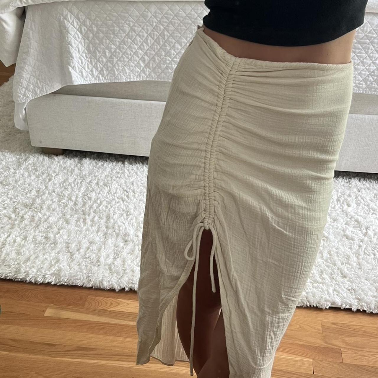 Free People Women's Skirt - Cream/White - 2 – FRE… - image 2