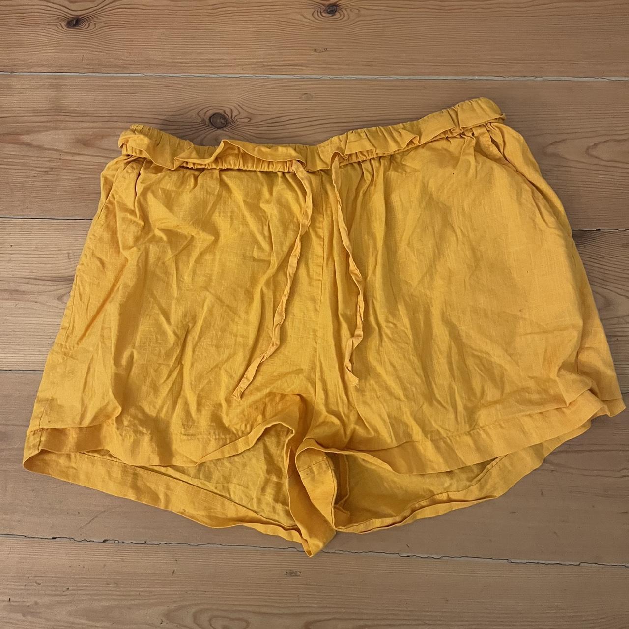 Mustard cotton shorts I’m 5”6 and size 6/XS Depop