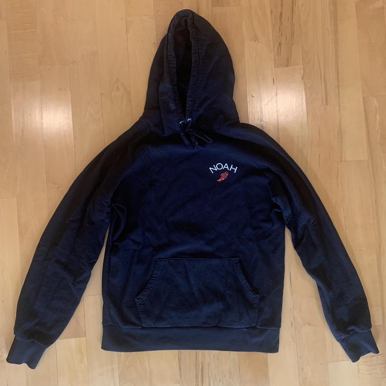 Noah hotsell black hoodie