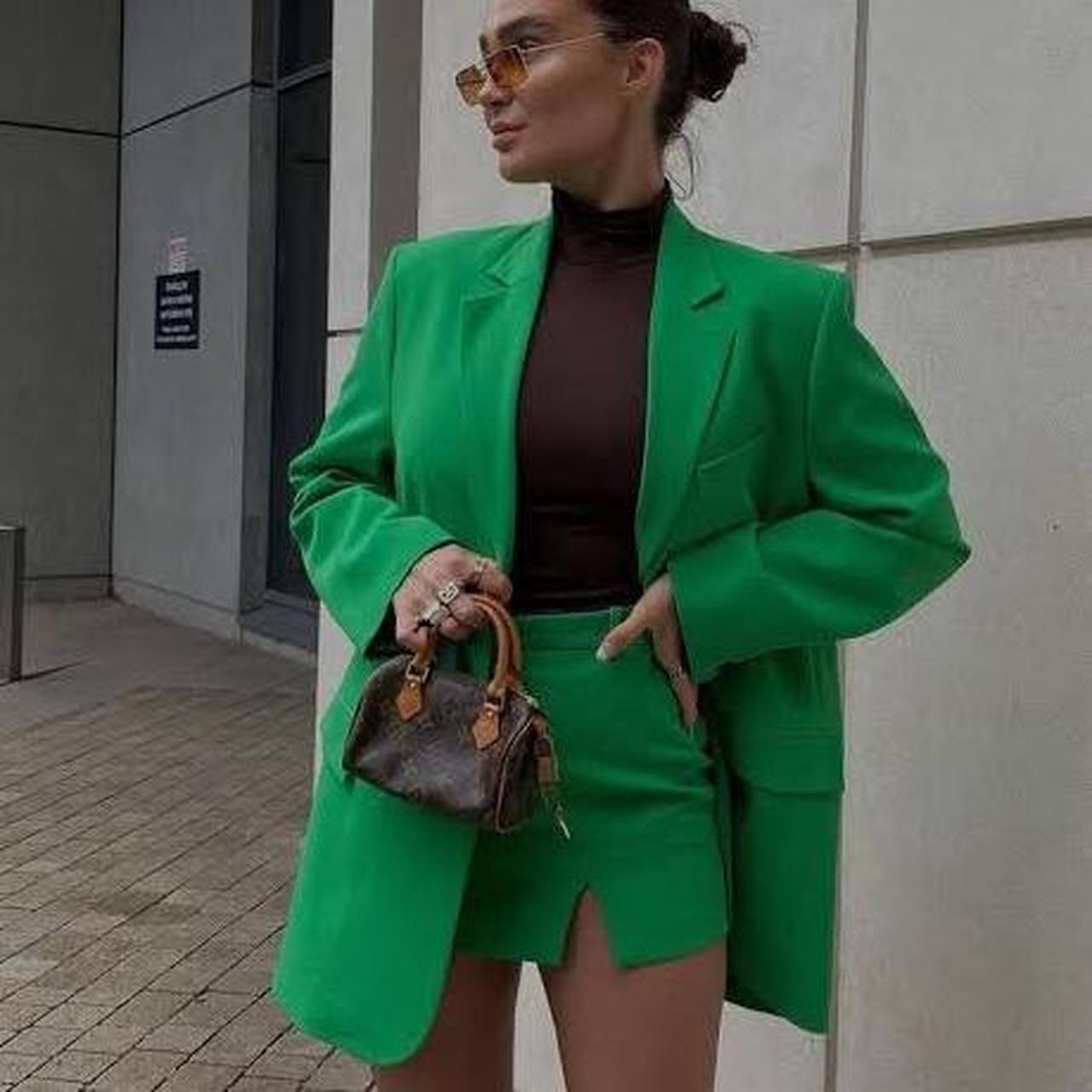 Zara Green Mini Skirt Viral on Tiktok Code:... - Depop