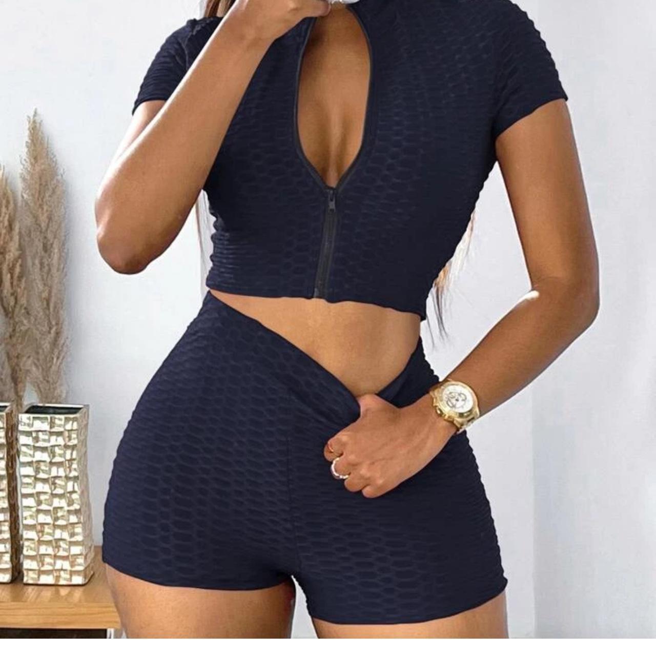 item listed by taraabearaa