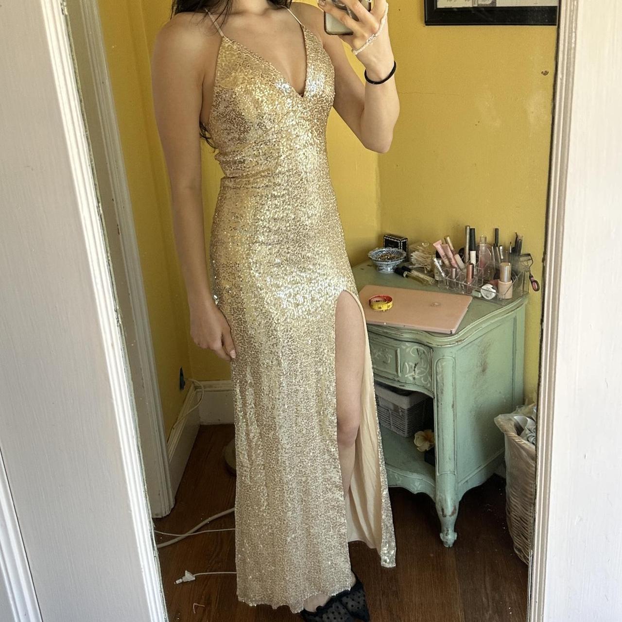 item listed by taraabearaa