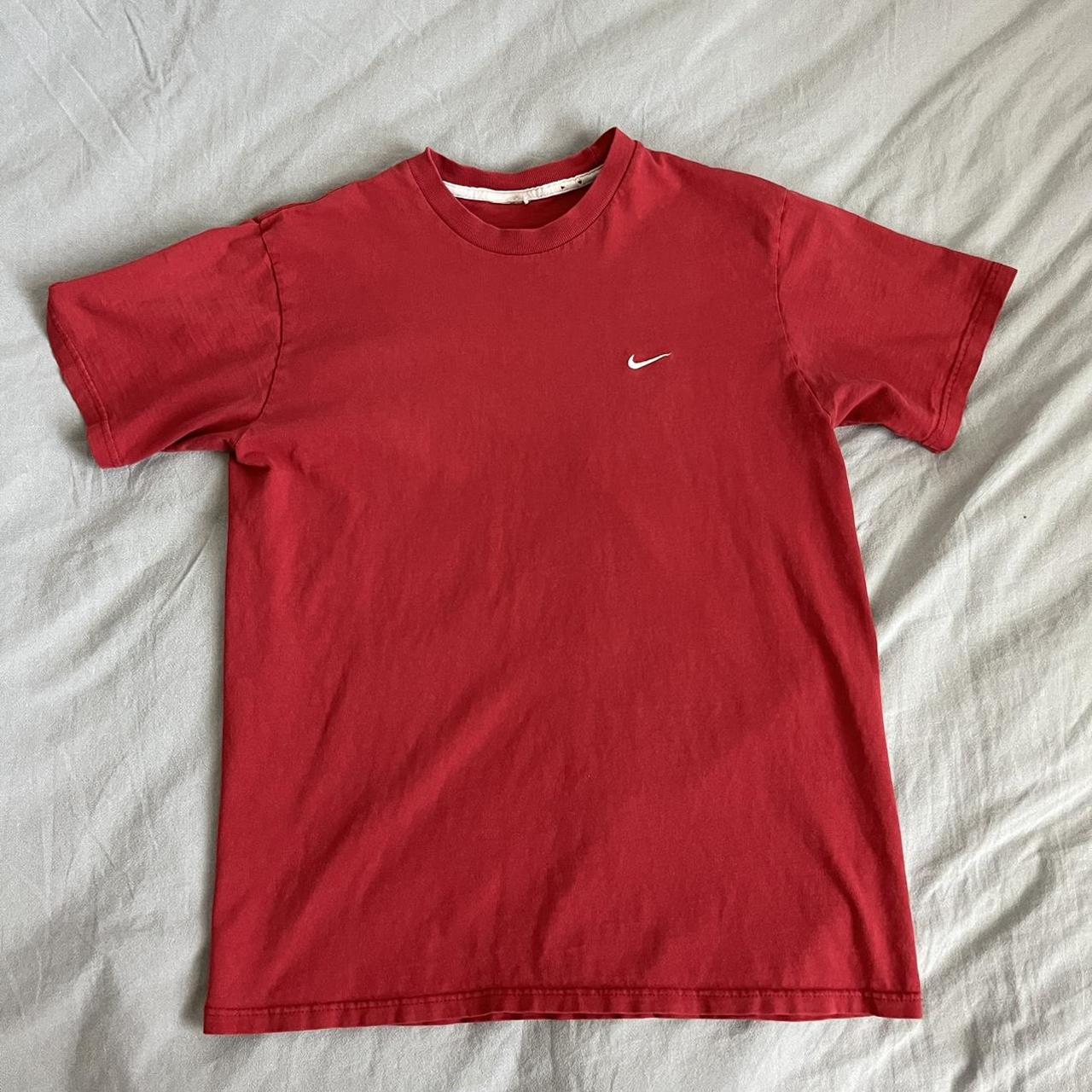 womens red and white nike shirt