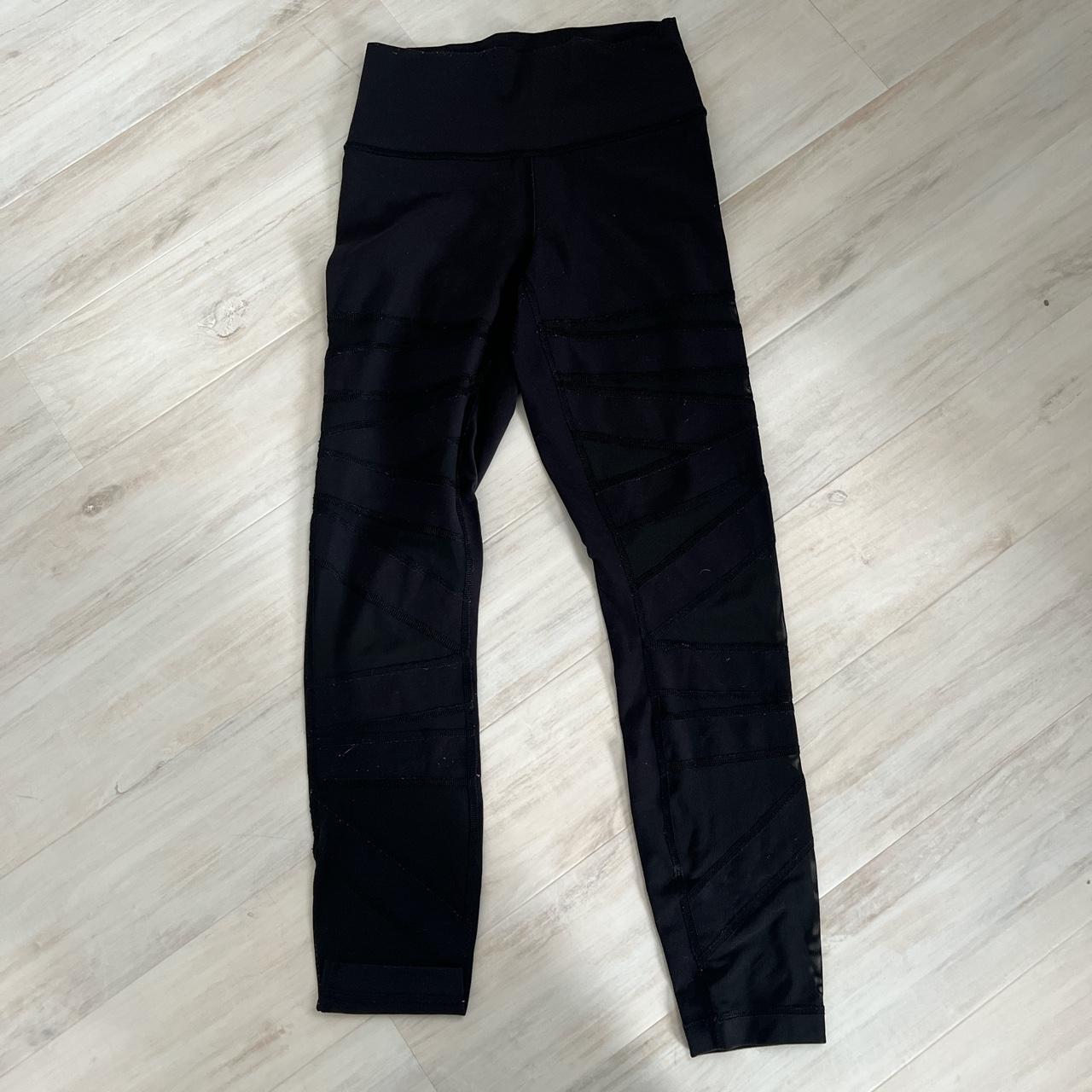 Lululemon mesh leggings - Depop