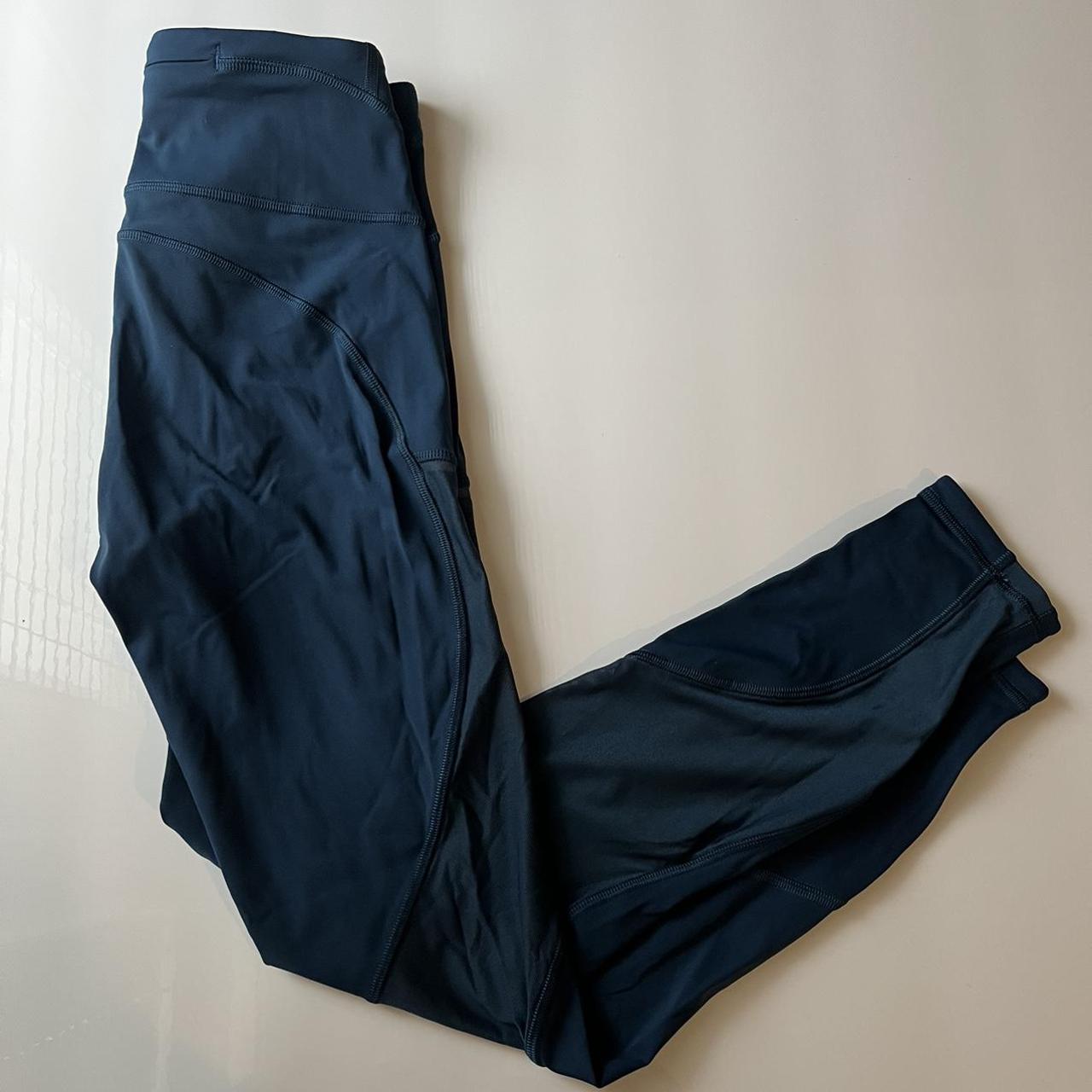 Navy blue Lululemon leggings! These are full length, - Depop
