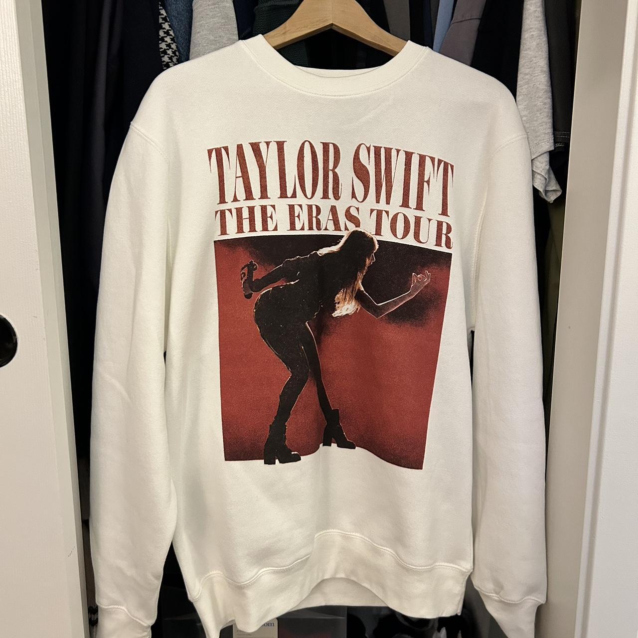 Taylor swift-merch - Depop