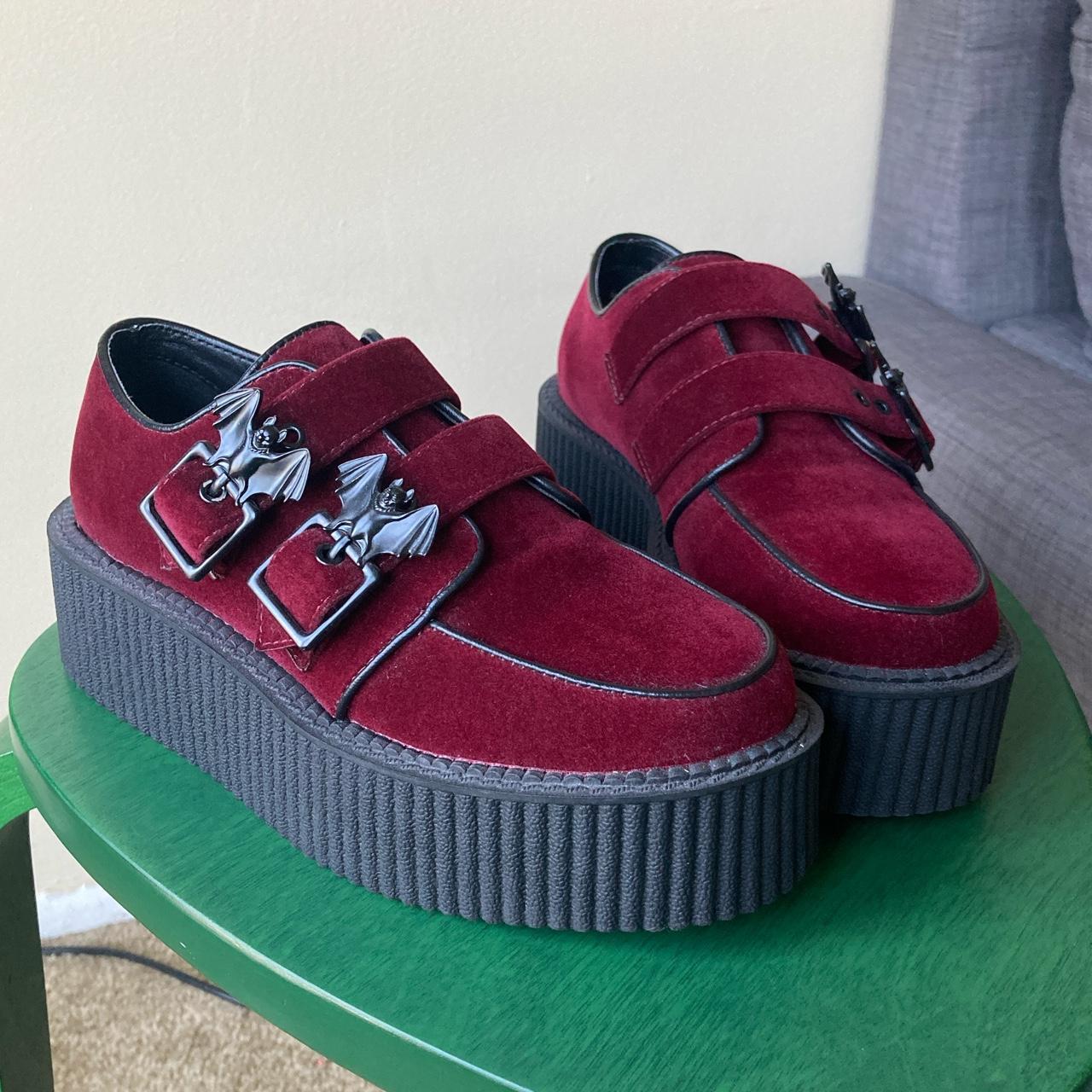 Red velvet creepers online