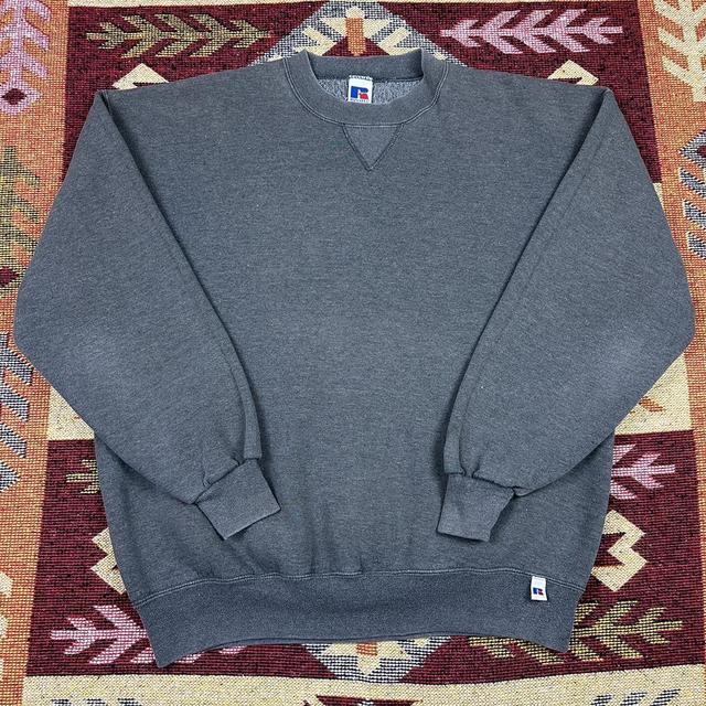 Free Shipping* Early 2000s Russell Athletic | Depop