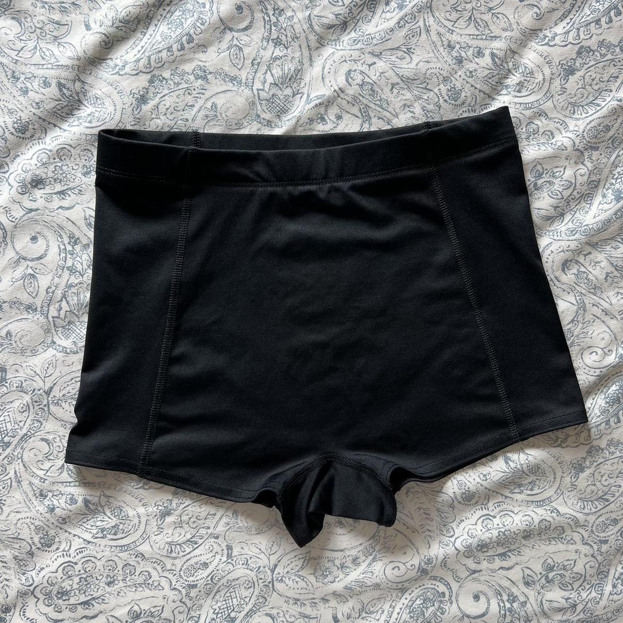 Workout shorts • kids large fit like a woman’s xxs... - Depop