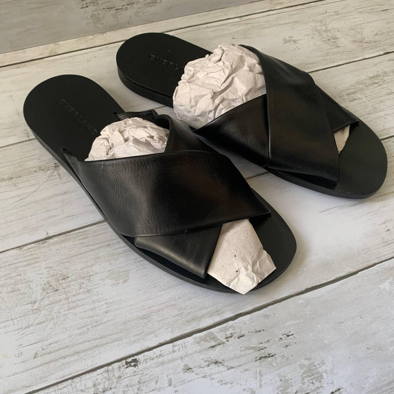 Everlane the form hot sale crossover sandal