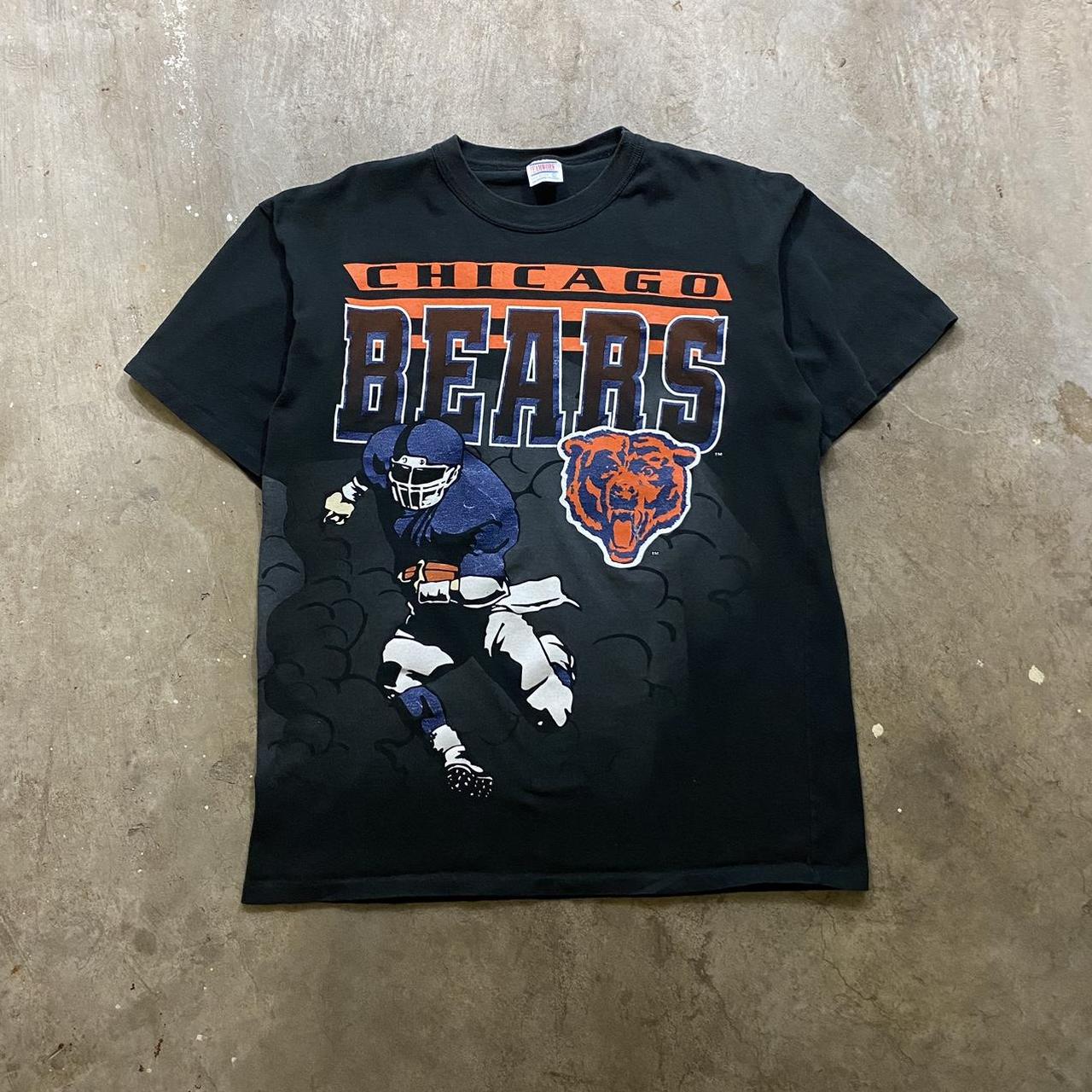 Vintage Chicago Bears tee (Has stains on the - Depop