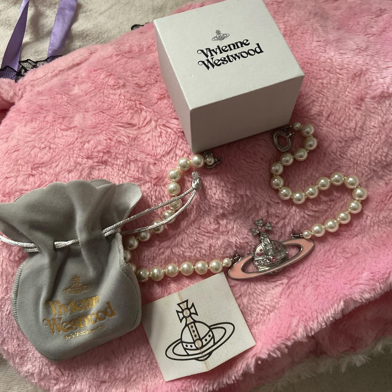 Vivienne westwood necklace with box 💕 Depop