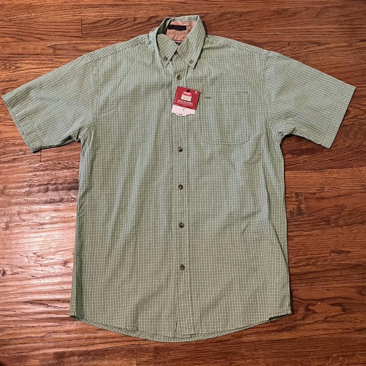 New Wrangler Green Button Up. Vintage Look! - Depop