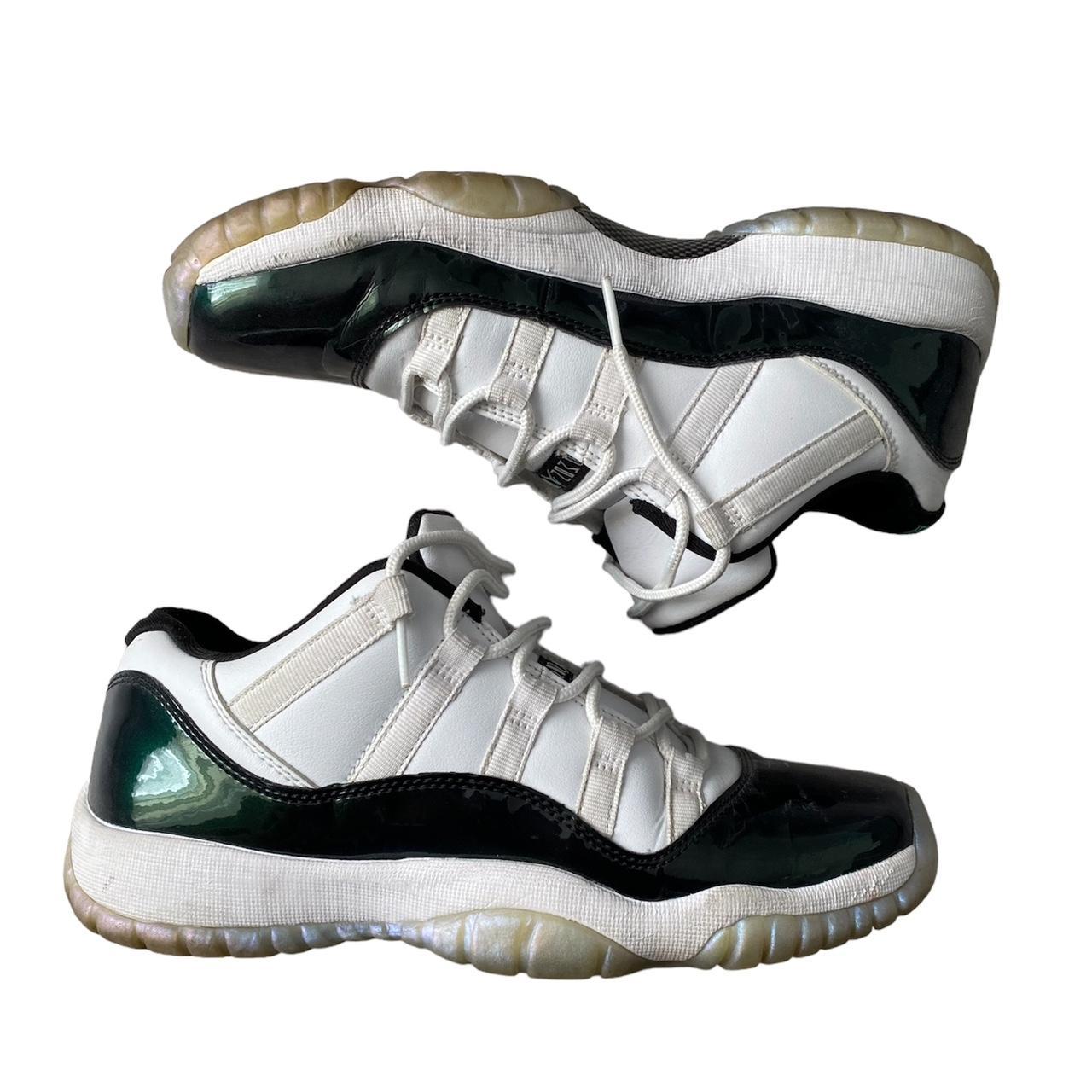 JORDAN RETRO 11 EMERALD SIZE 7Y FITS TTS. STILL ICY. Depop