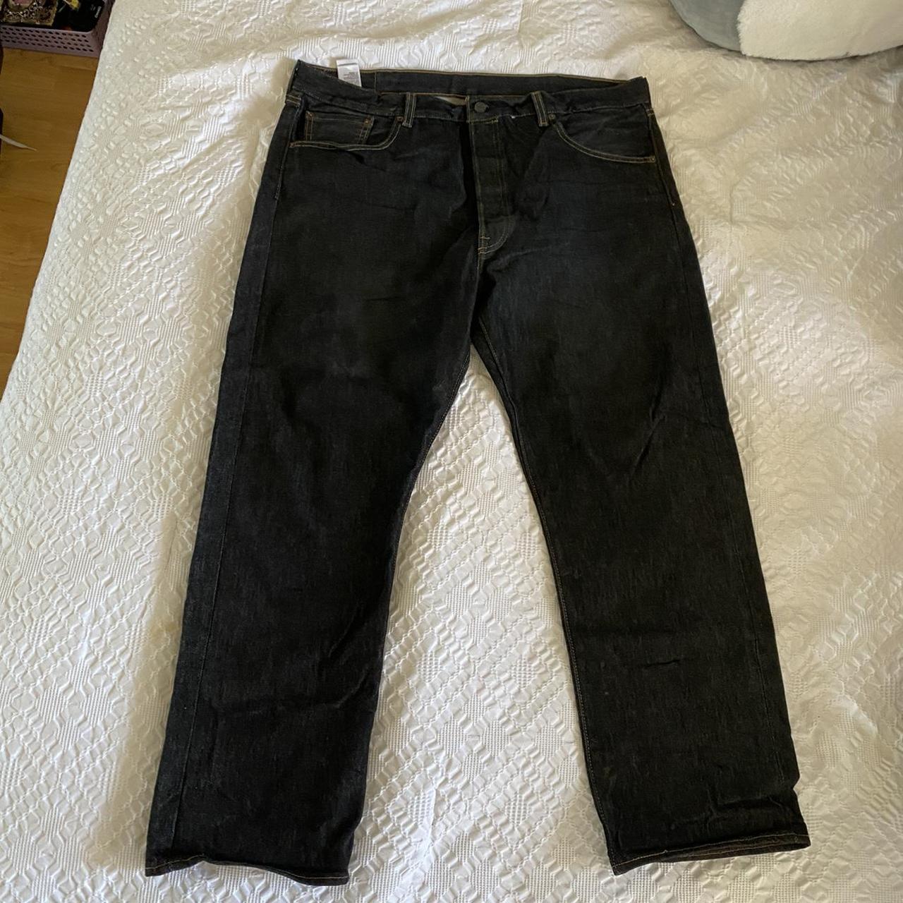 NEW LEVI jeans!! beautiful dark wash jeans with a... - Depop