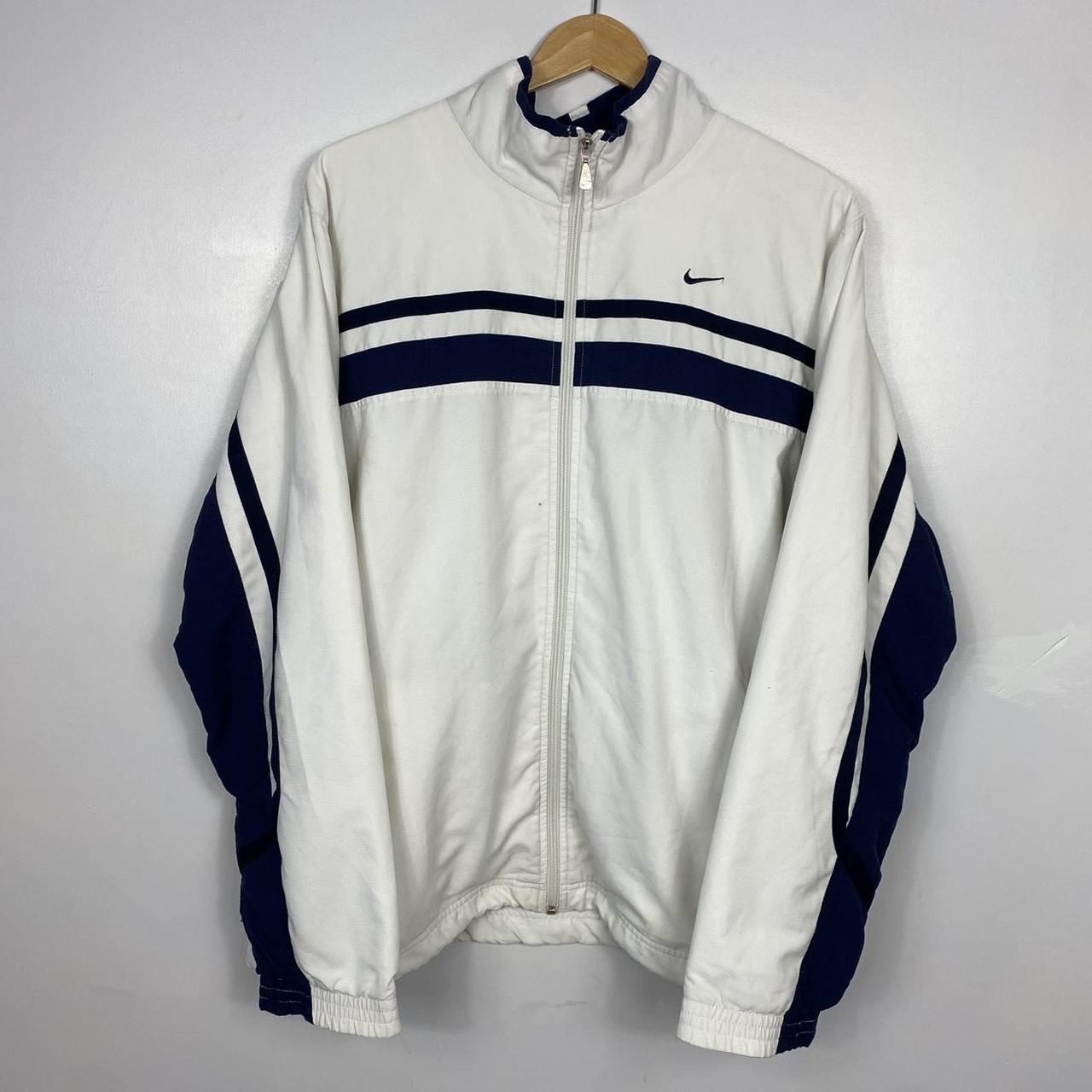 Nike Men's White and Navy Jacket | Depop
