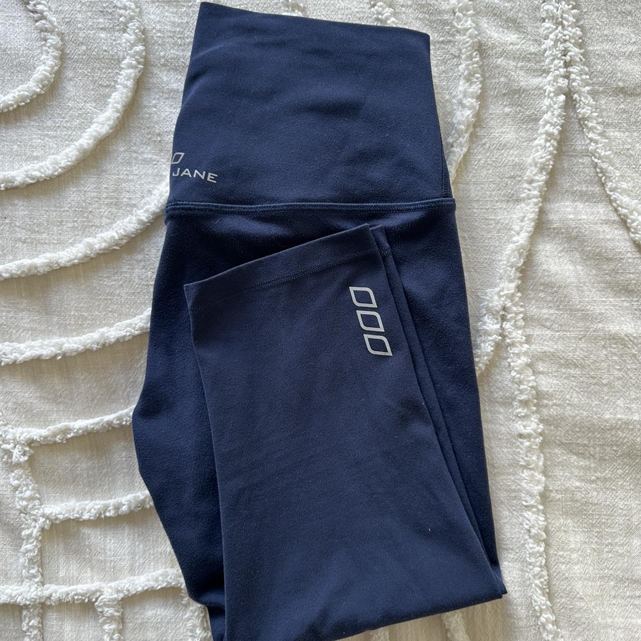Lorna Jane Navy Blue 3/4 Length Leggings Size Has... Depop
