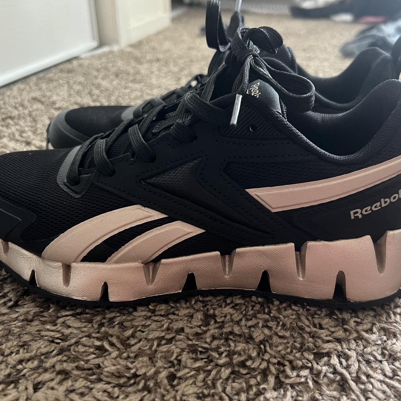 Reebok Shoes Reebok Black And Rose Gold Reebok Femme Classic Rose