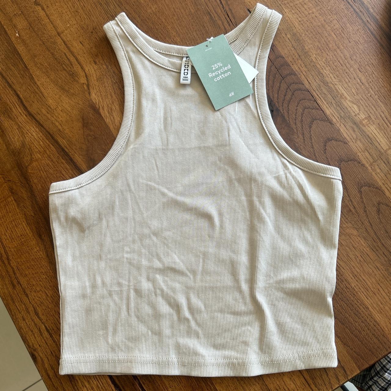 H&M Women's Vest Depop