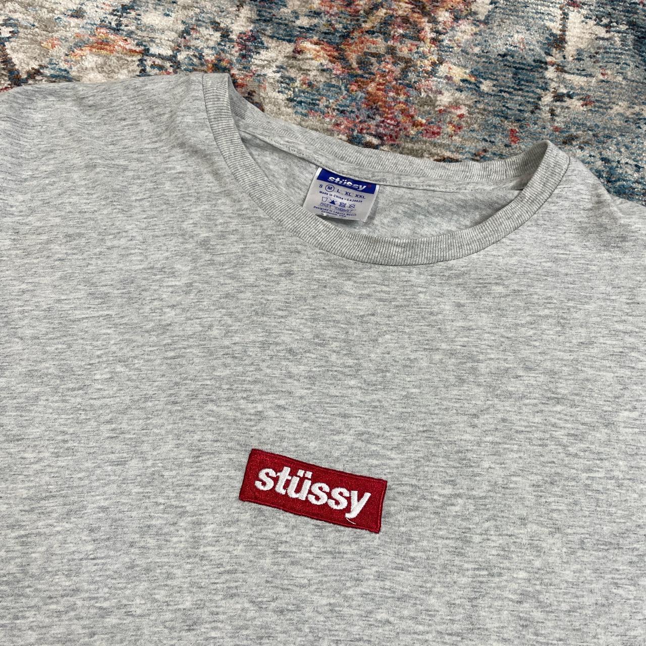 Stüssy Men's Grey and Red T-shirt | Depop