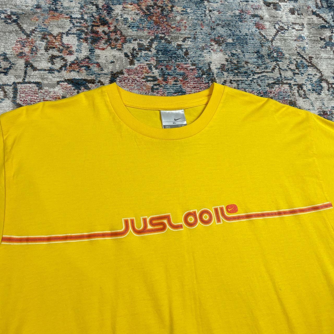mens nike yellow t shirt