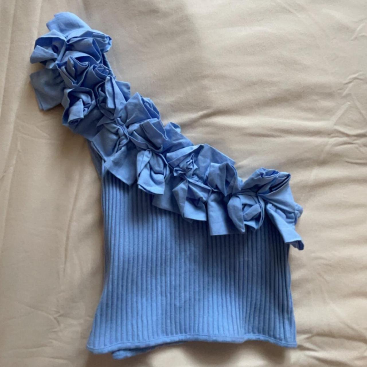 Zara floral one shoulder crop top Beautiful for... Depop