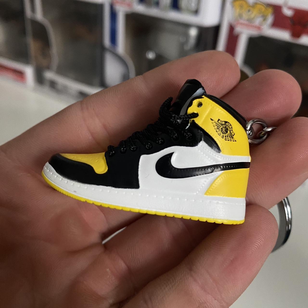 AJ1 Not for resale - Keychain