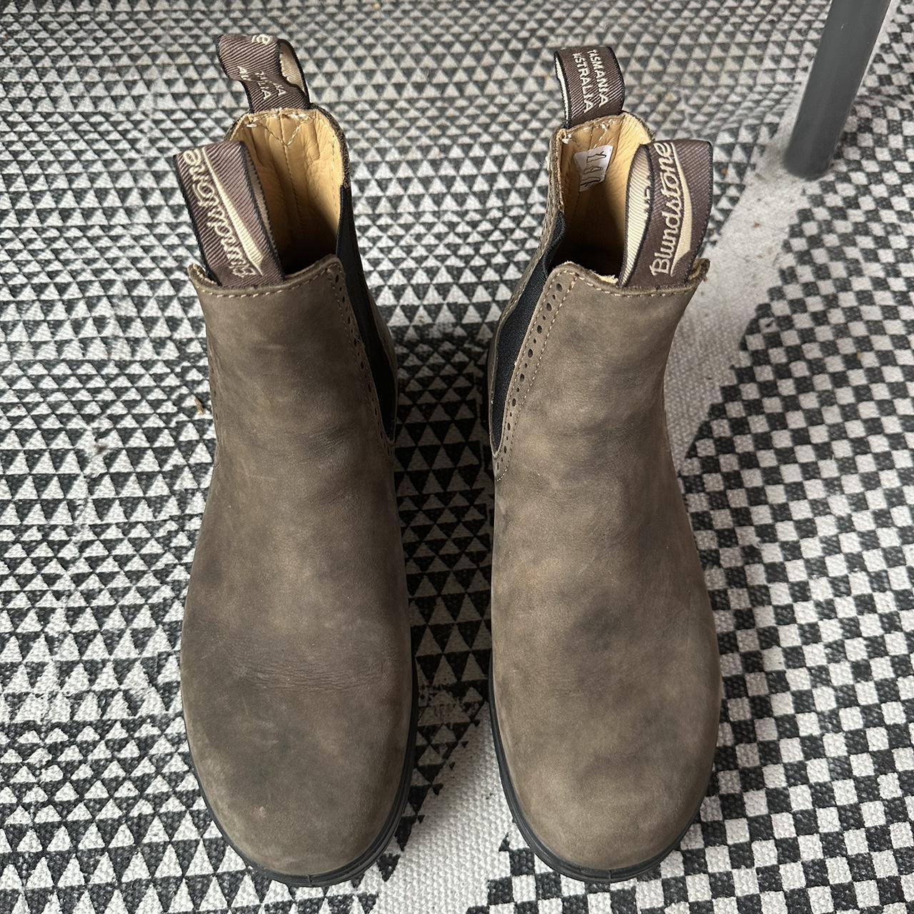 high top blundstones