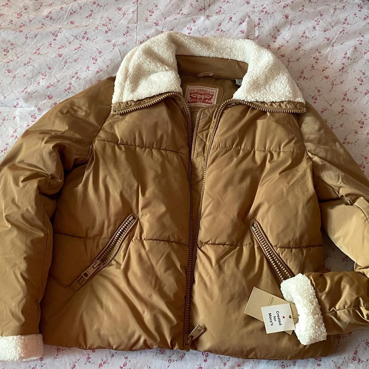 Levi's Women's Puffer Jacket Tan/Brown M – beauuuutiful