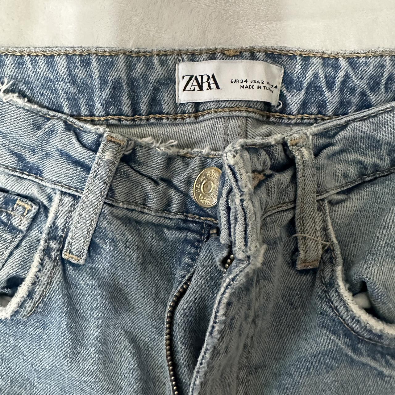 Zara mom jeans size 2 Best perfect mom Jean fit ever... Depop