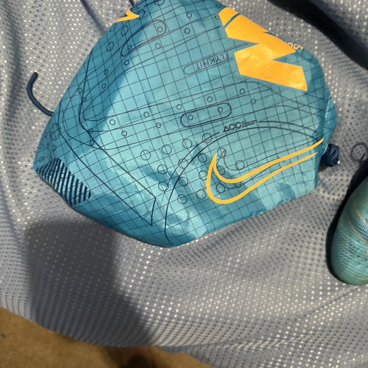 mercurial footy boots