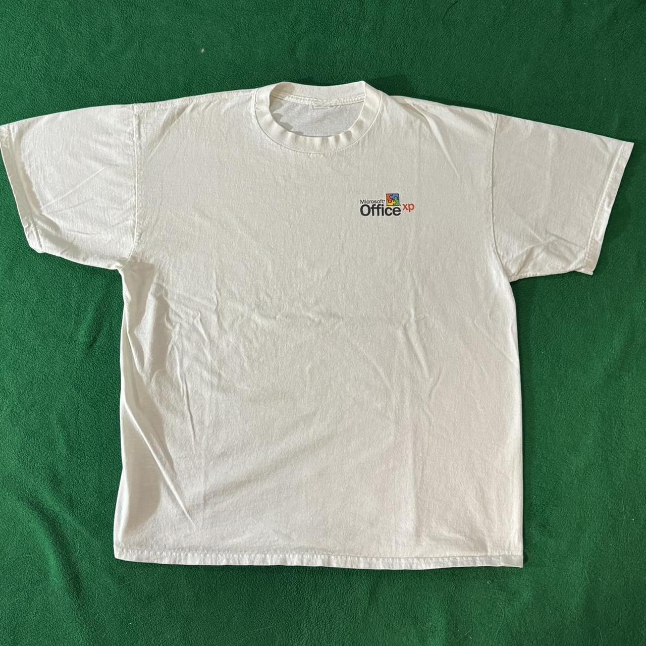 Windows Microsoft (2002) XP L Chest 23 Length... - Depop