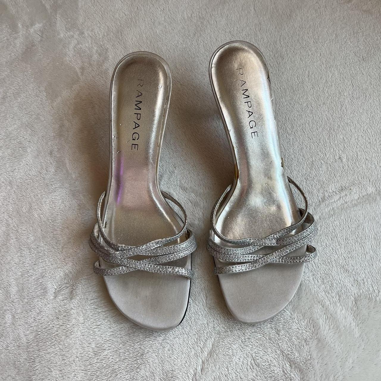 the prettiest vintage y2k grey kitten heels by... - Depop